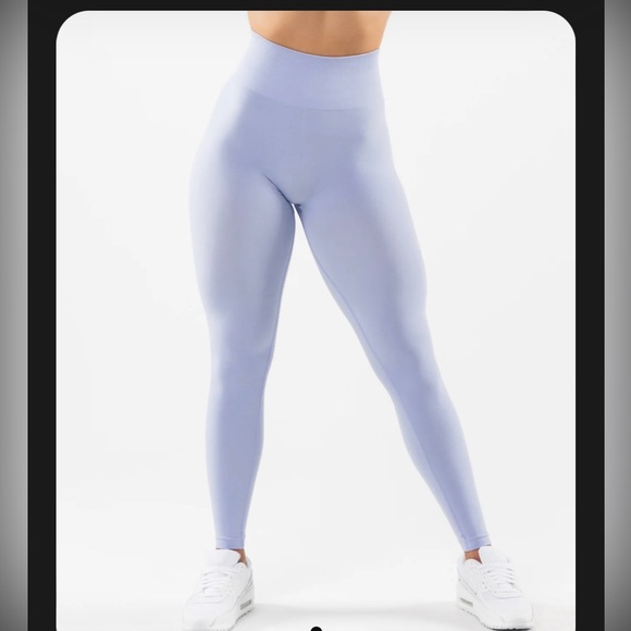 Alphalete Pants - Alphalete amplify leggings